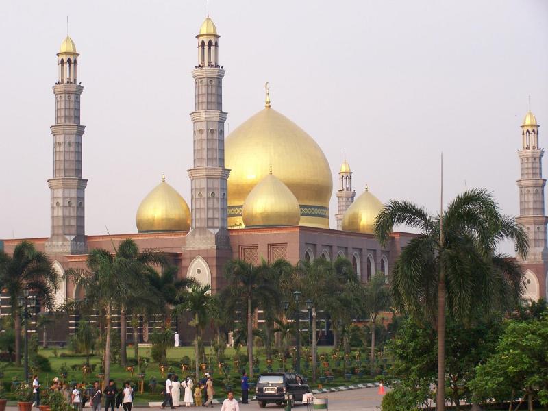 masjid kubah emas 1