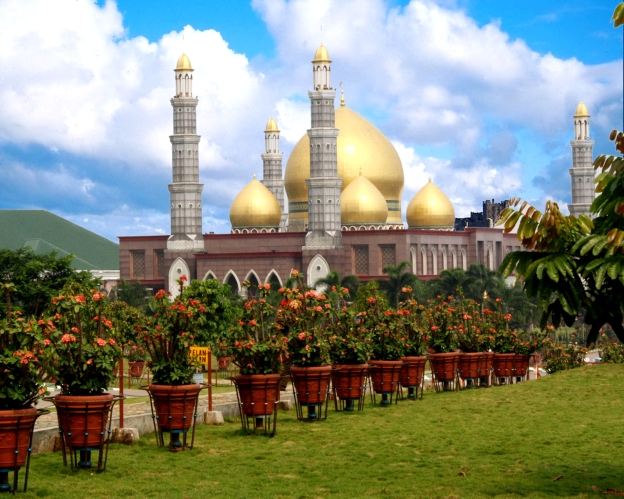 masjid kubah emas 2
